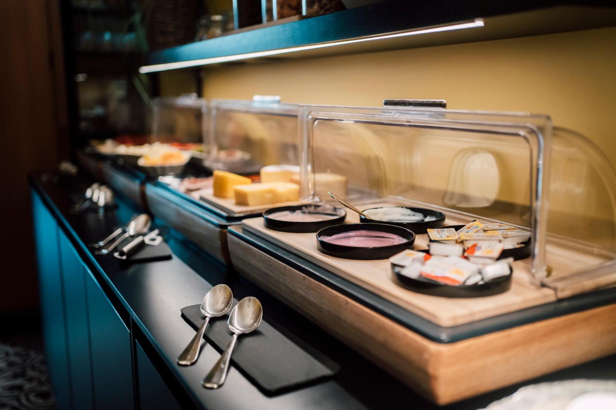 Blue City Boutique Hotel 巴登 外观 照片