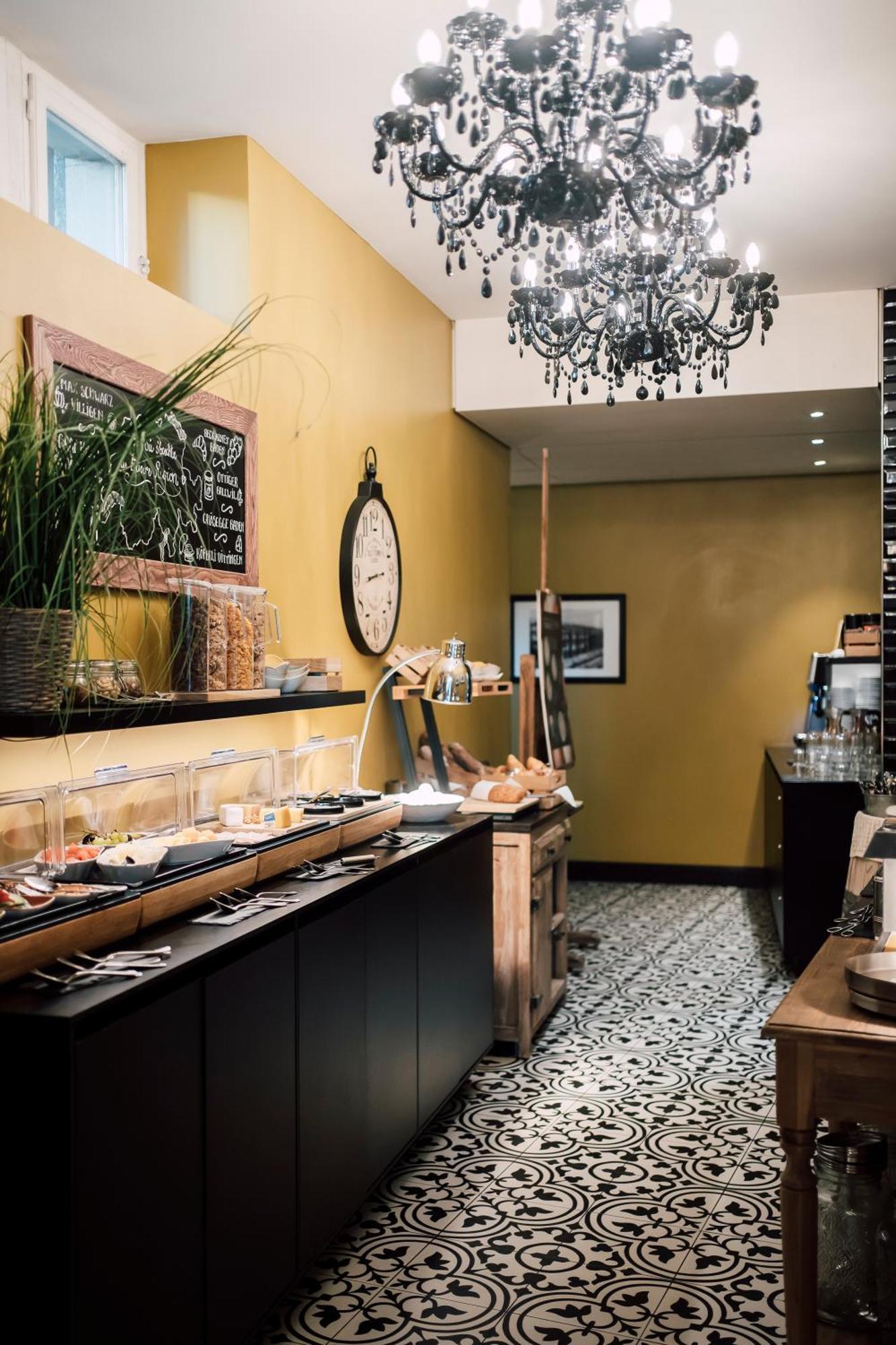 Blue City Boutique Hotel 巴登 外观 照片